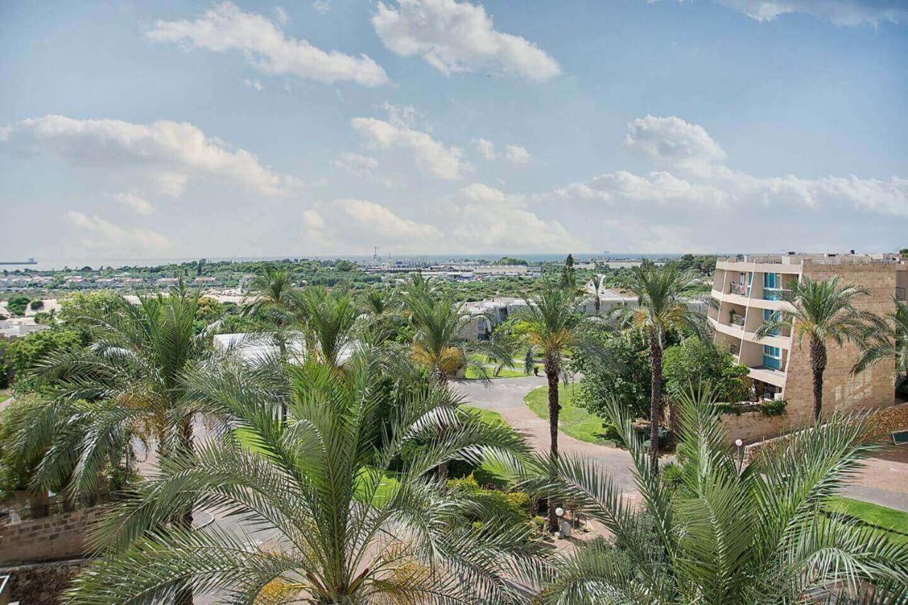 Caesarea Sea View Suite Exteriör bild